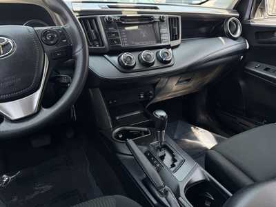 2017 Toyota RAV4, $18497. Photo 10
