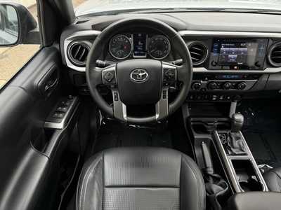 2019 Toyota Tacoma, $37000. Photo 8