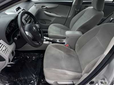 2012 Toyota Corolla, $6500. Photo 2
