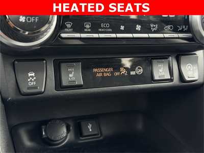 2022 Toyota RAV4, $32299. Photo 10