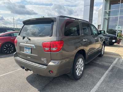 2014 Toyota Sequoia, $27800. Photo 3