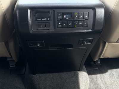 2014 Toyota Sequoia, $27999. Photo 9