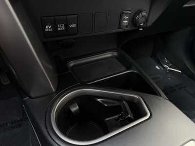 2017 Toyota RAV4, $19987. Photo 10
