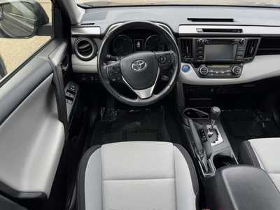 2018 Toyota RAV4, $20997. Photo 7