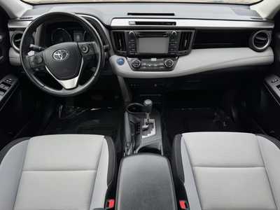 2018 Toyota RAV4, $20997. Photo 8
