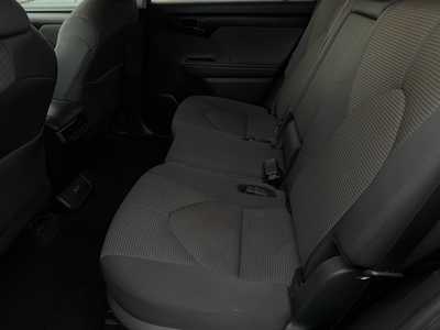 2024 Toyota Highlander, $40799. Photo 5