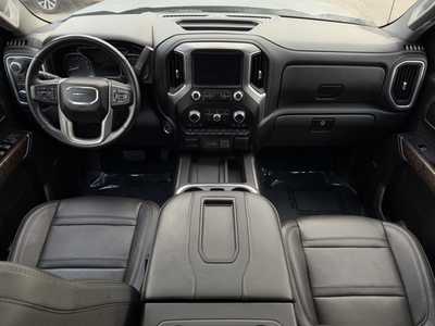 2019 GMC 1500 Crew Cab, $43498. Photo 9