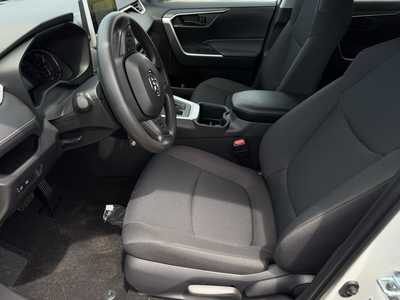 2025 Toyota RAV4, $32763. Photo 4