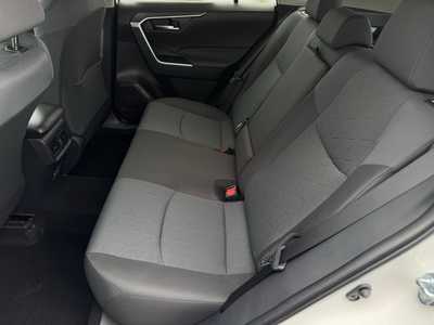 2025 Toyota RAV4, $33954. Photo 5
