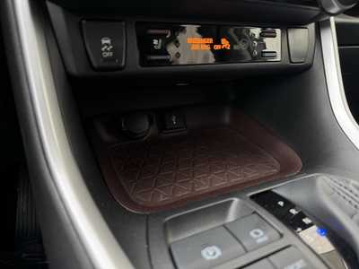 2022 Toyota RAV4, $39299. Photo 12