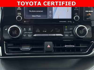 2022 Toyota Highlander, $42998. Photo 11