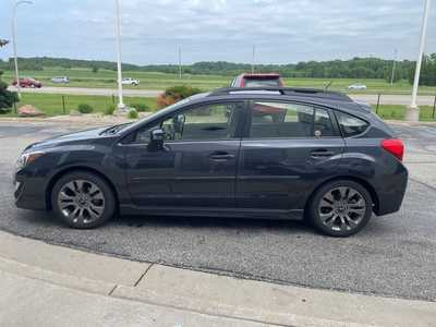 2016 Subaru Impreza, $14500. Photo 4