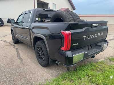 2023 Toyota Tundra Crew Cab, $50500. Photo 5