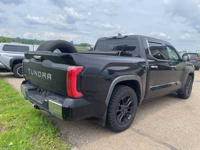 2023 Toyota Tundra Crew Cab, $50500. Photo 7