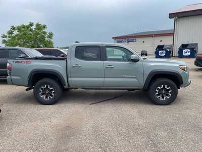 2022 Toyota Tacoma, $39500. Photo 8