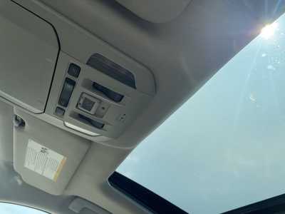 2022 Toyota Highlander, $40000. Photo 12