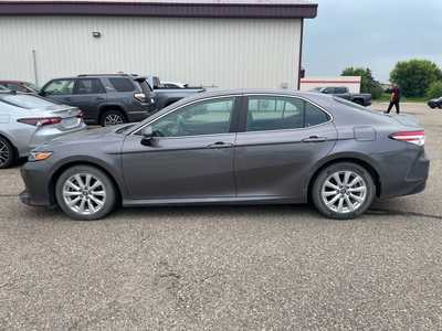 2019 Toyota Camry, $18500. Photo 4