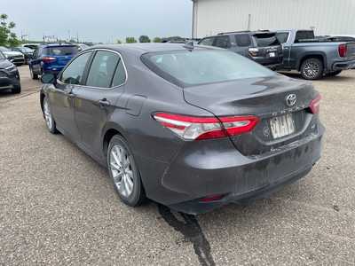 2019 Toyota Camry, $18500. Photo 5