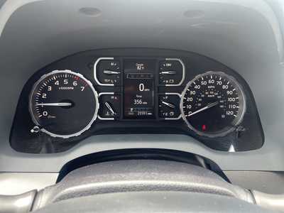 2021 Toyota Tundra, $49000. Photo 12