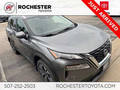 2022 Nissan Rogue, $25000. Photo 1