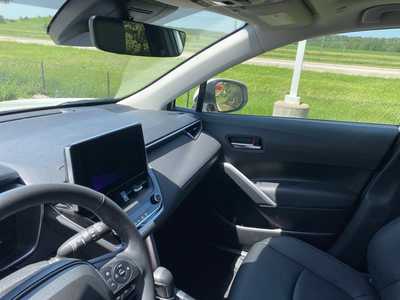 2023 Toyota Corolla Cross, $33000. Photo 10