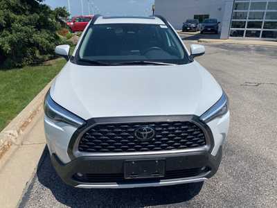2023 Toyota Corolla Cross, $33000. Photo 2