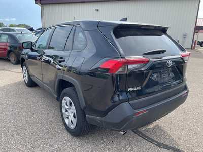 2022 Toyota RAV4, $30500. Photo 5
