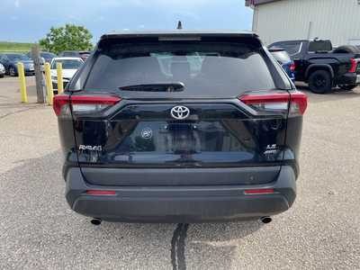 2022 Toyota RAV4, $30500. Photo 6