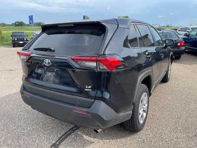 2022 Toyota RAV4, $30500. Photo 7