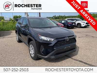2022 Toyota RAV4, $30500. Photo 1