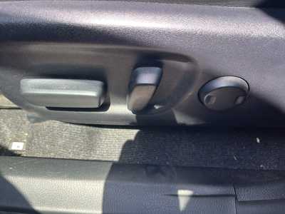 2017 Toyota RAV4, $21500. Photo 9