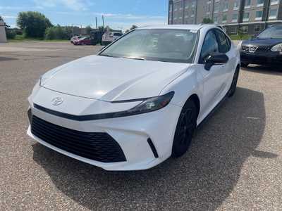 2025 Toyota Camry, $29500. Photo 3