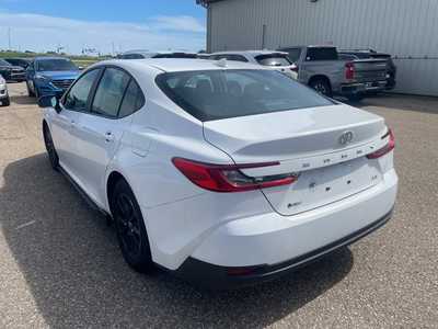 2025 Toyota Camry, $29500. Photo 5