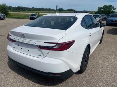 2025 Toyota Camry, $29500. Photo 7