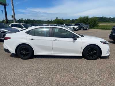 2025 Toyota Camry, $29500. Photo 8