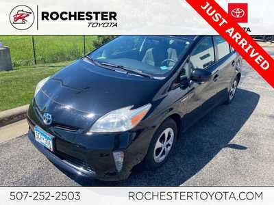 2013 Toyota Prius, $14000. Photo 3