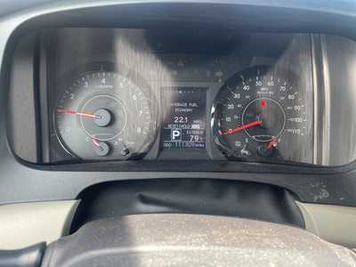 2017 Toyota Sienna, $20000. Photo 7