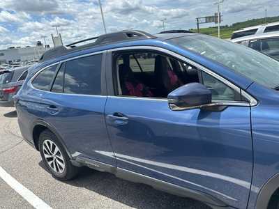 2022 Subaru Outback, $23500. Photo 4