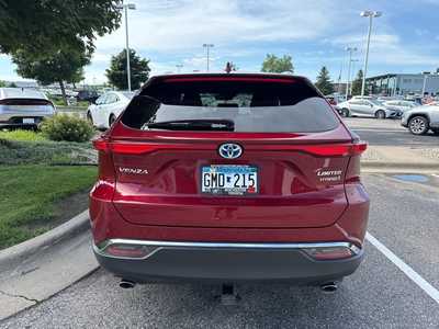 2021 Toyota Venza, $31500. Photo 4