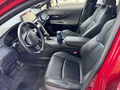 2021 Toyota Venza, $31500. Photo 9
