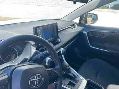 2019 Toyota RAV4, $26500. Photo 10