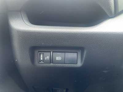 2019 Toyota RAV4, $26500. Photo 12