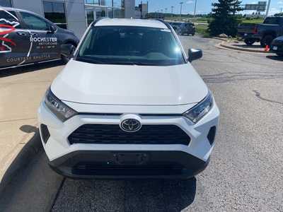 2019 Toyota RAV4, $26500. Photo 2