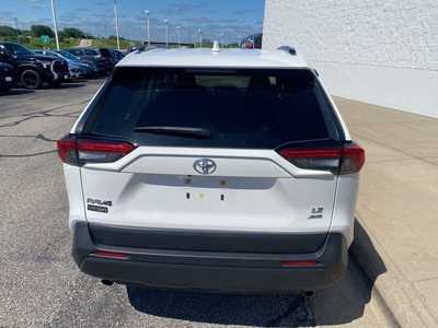 2019 Toyota RAV4, $26500. Photo 6