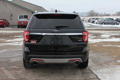 2016 Ford Explorer, $13499. Photo 7