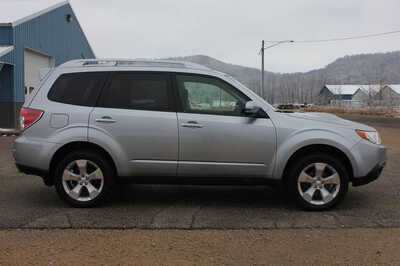 2011 Subaru Forester, $7999. Photo 4