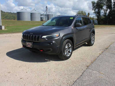 2019 Jeep Cherokee, $15999. Photo 1