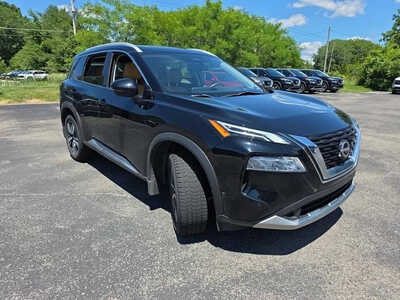 2021 Nissan Rogue, $18999. Photo 4