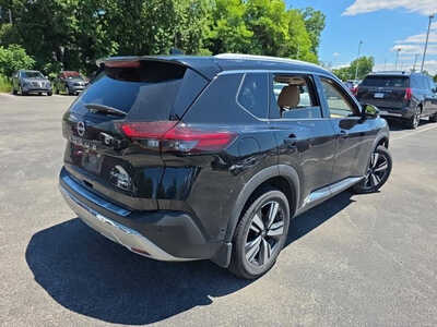2021 Nissan Rogue, $18999. Photo 5
