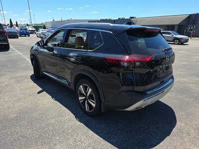 2021 Nissan Rogue, $18999. Photo 7